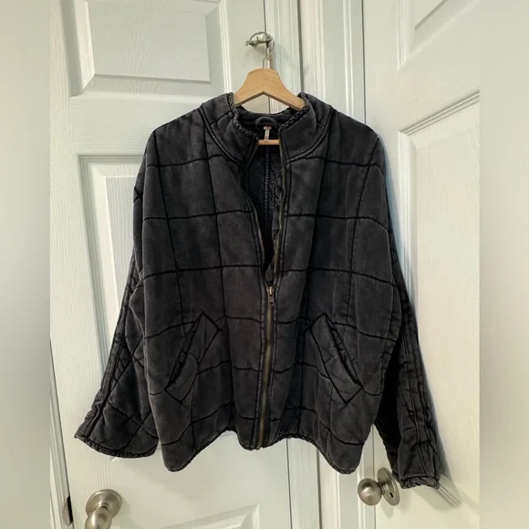 Freepeople Dolman Quilted Knit Jacket oversized fitted in black size small - Picture 8 of 8